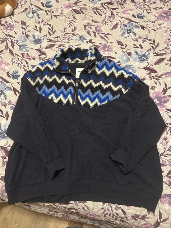 aerie Tops - Women’s Navy Zip-Up Fleece Sweater with Blue Chevron Yoke